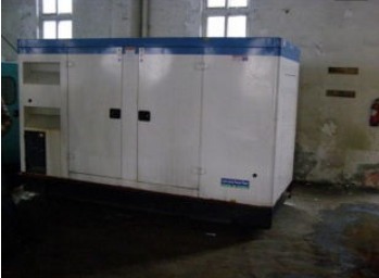 商城康明斯150kw大型柴油二手发电机组 商城康明斯150kw大型柴油二手发电机组